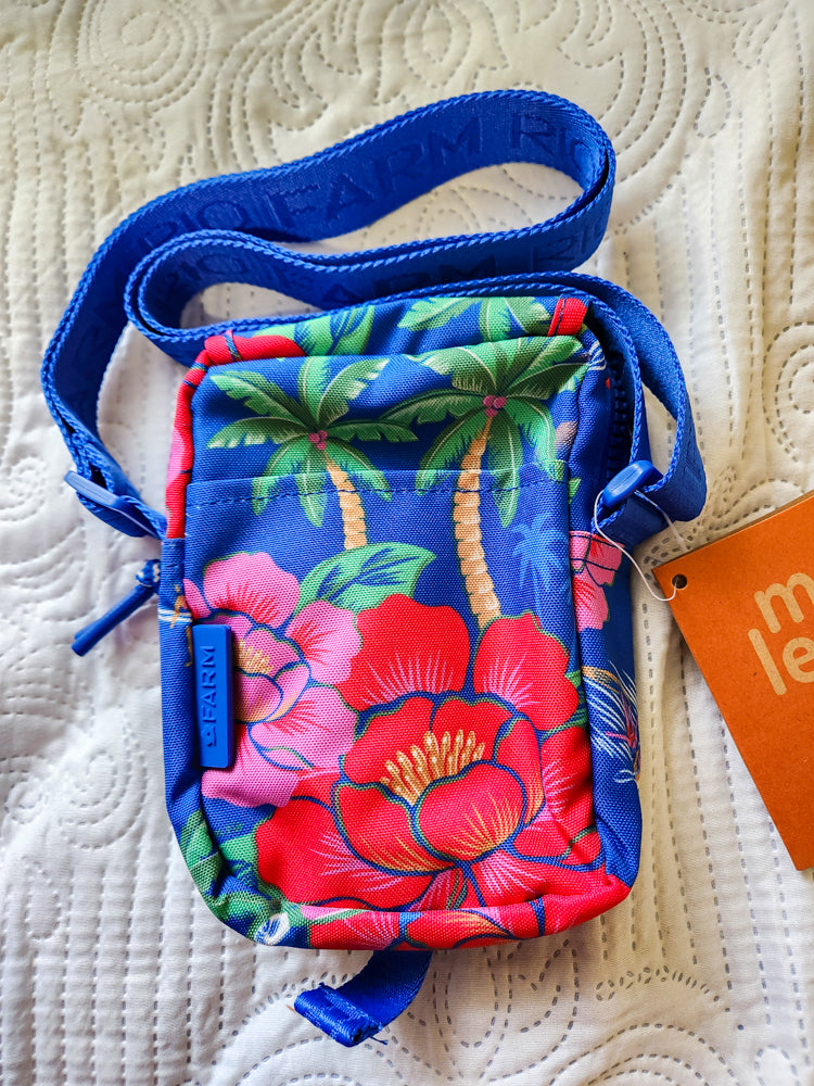 Bolsa Farm Fervo Azul com Floral Vermelho