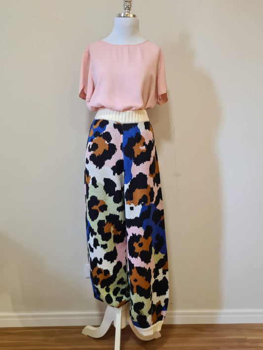 Calça Farm Tricô Leopardo Multicoloridos