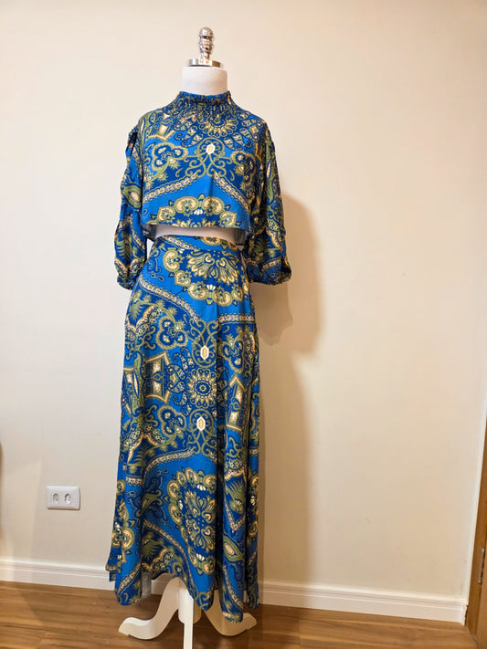 Conjunto Farm Blusinha e Saia Azul Floral