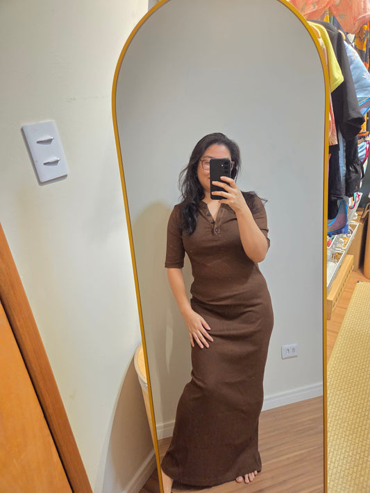 Vestido Calvin Klein Midi Canelado Marrom