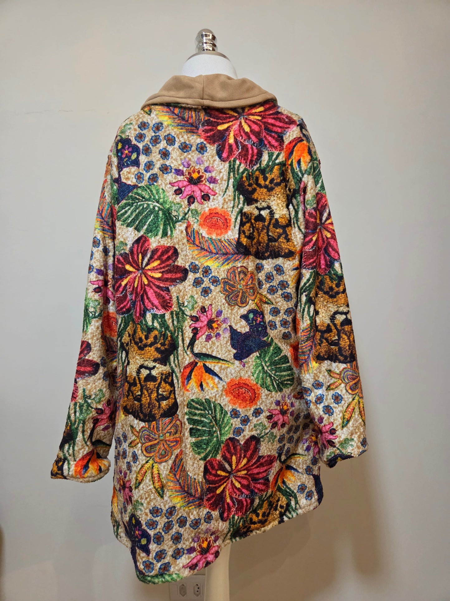 Casaco Dupla Face Floral e Nude Soft