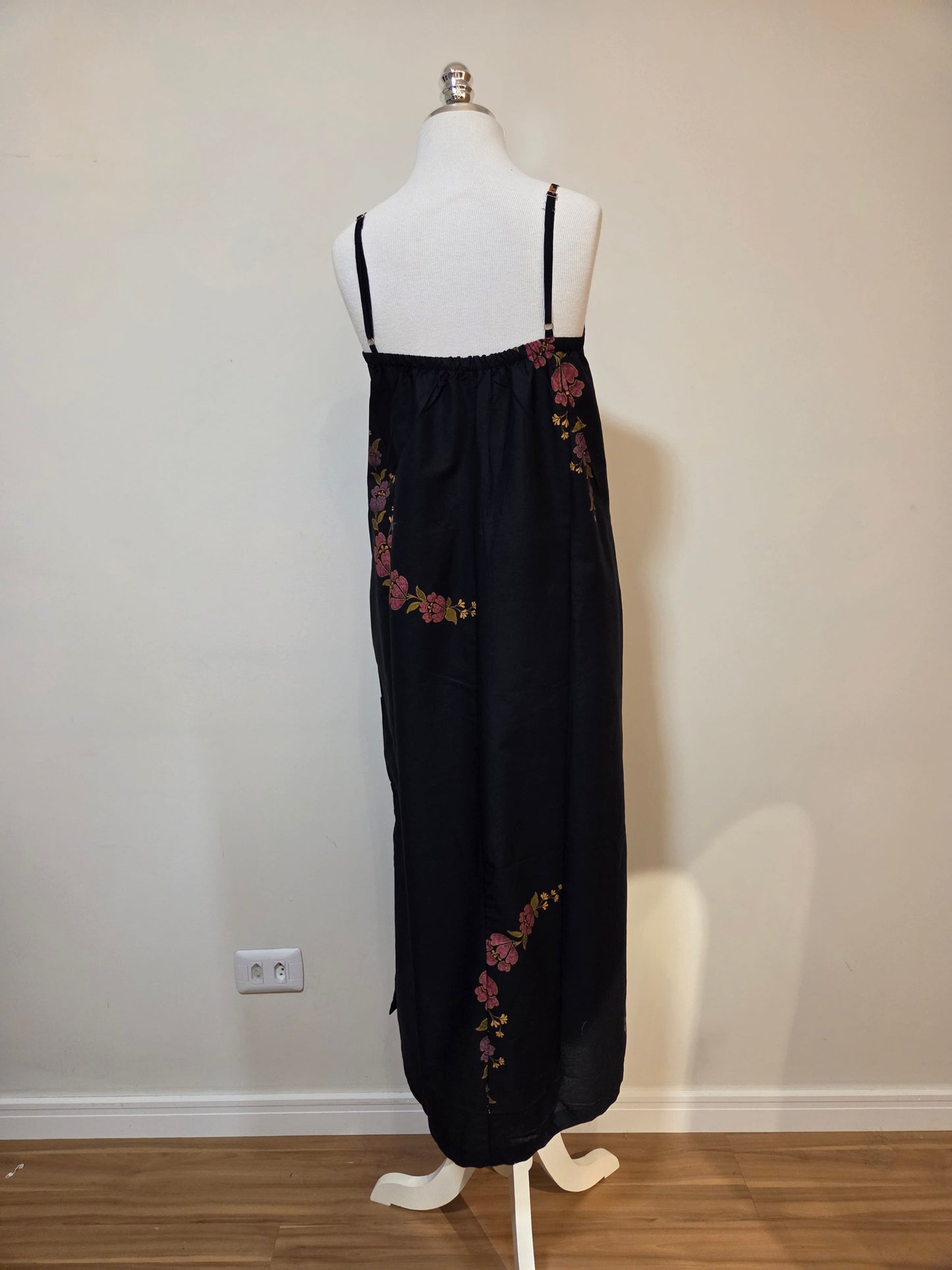 Vestido Farm Floral Traçados Vermelho