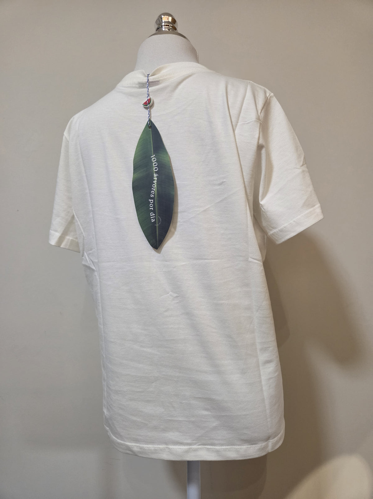 Camiseta Farm Araras no Galho Modelo Fit