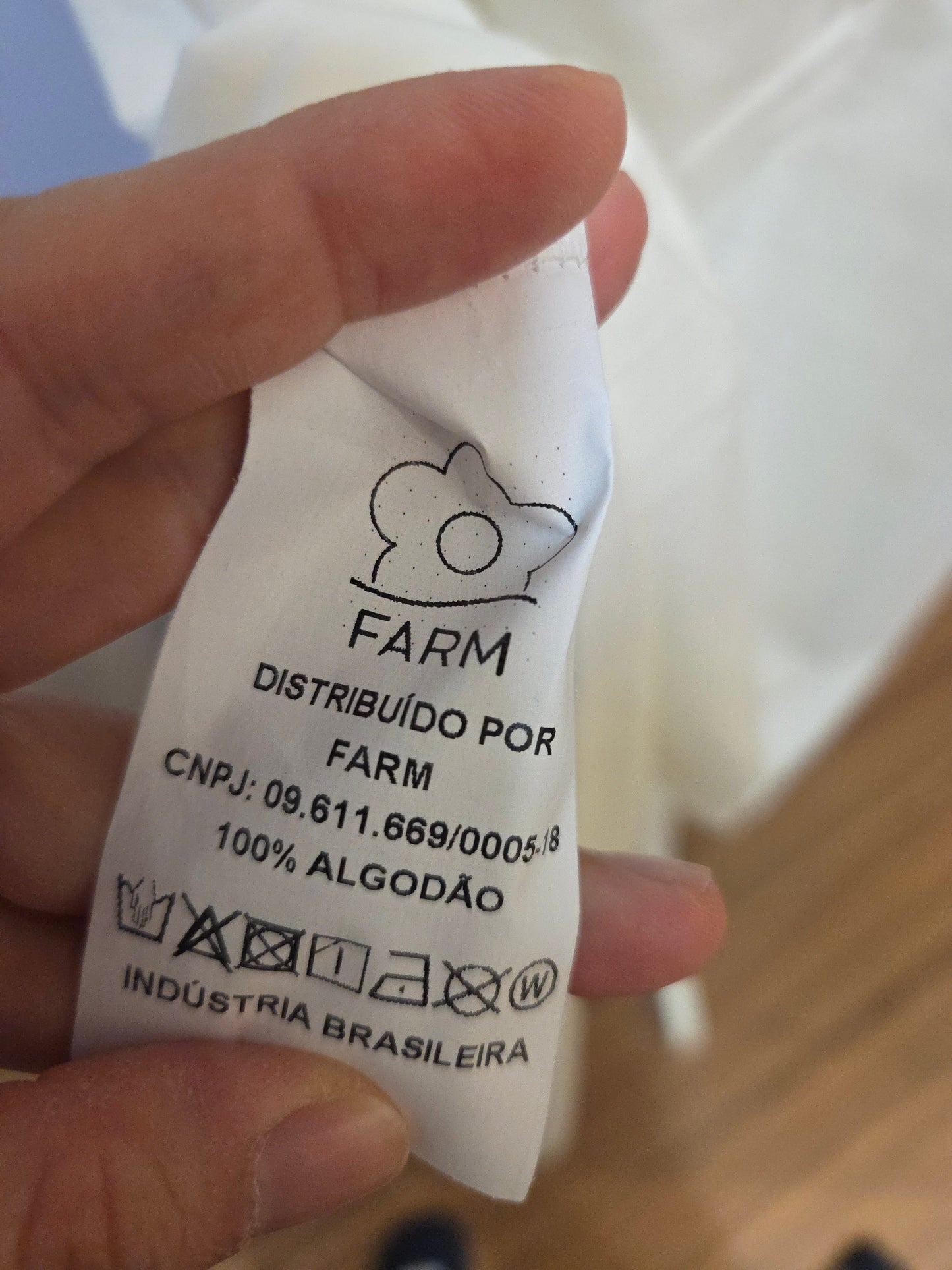 Vestido Farm Cordas e Aves - Modelagem T-shirt