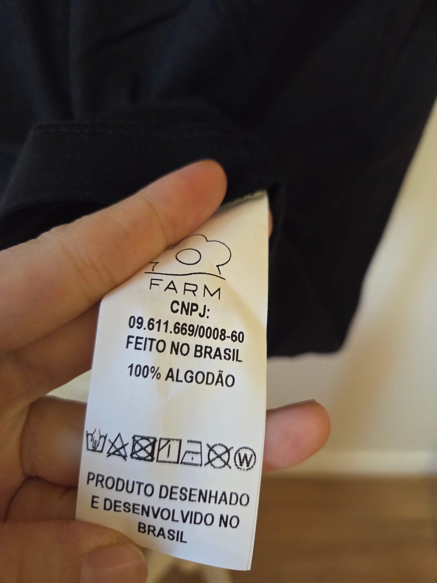 Camiseta  Farm Carioca Preto