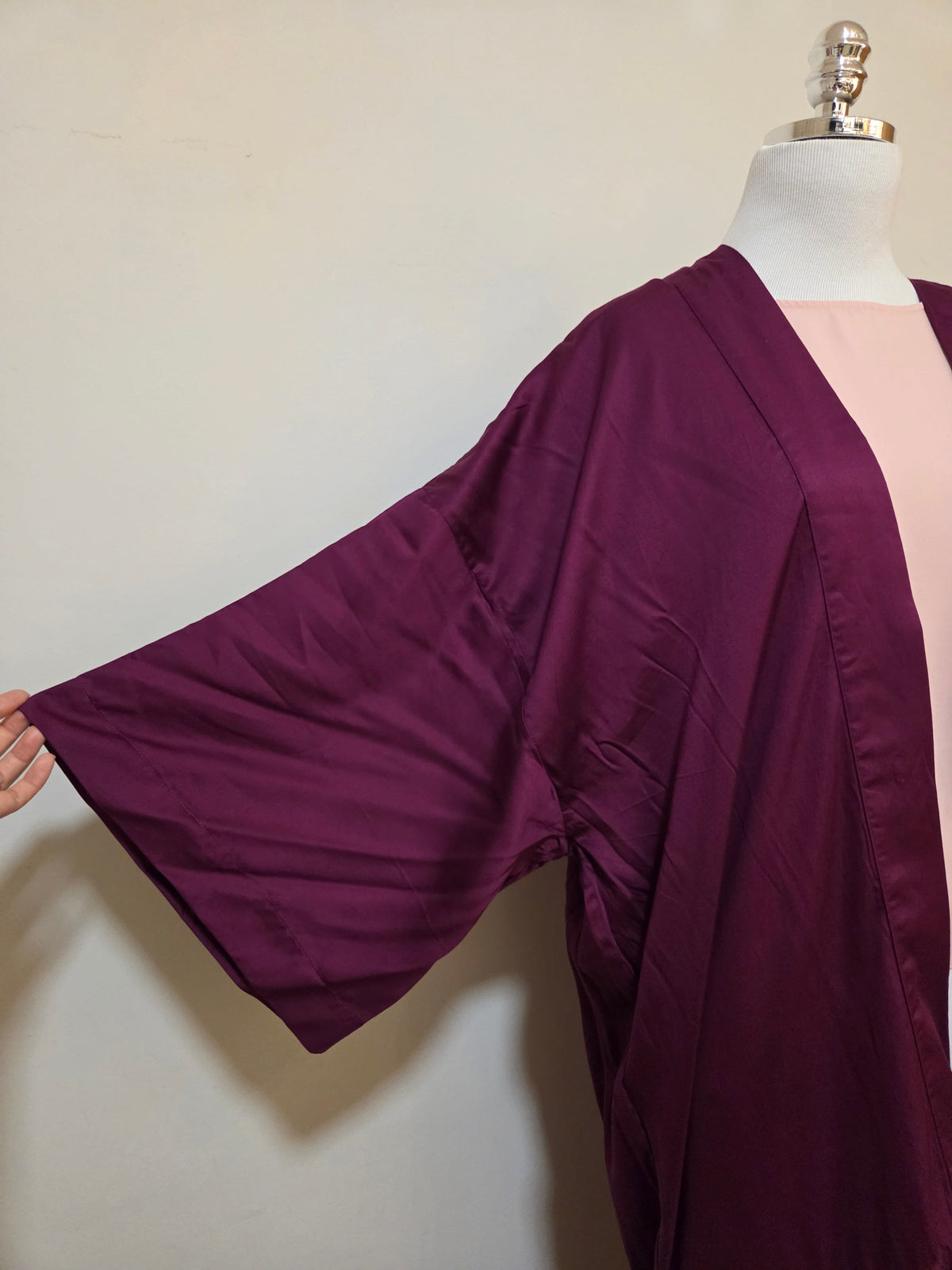 Kimono Farm Alongado Acetinado Franja Roxo