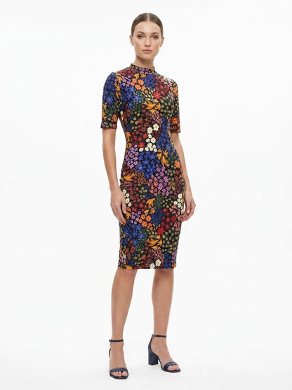 Vestido Farm Estampa Floral com Frutas e Franzido