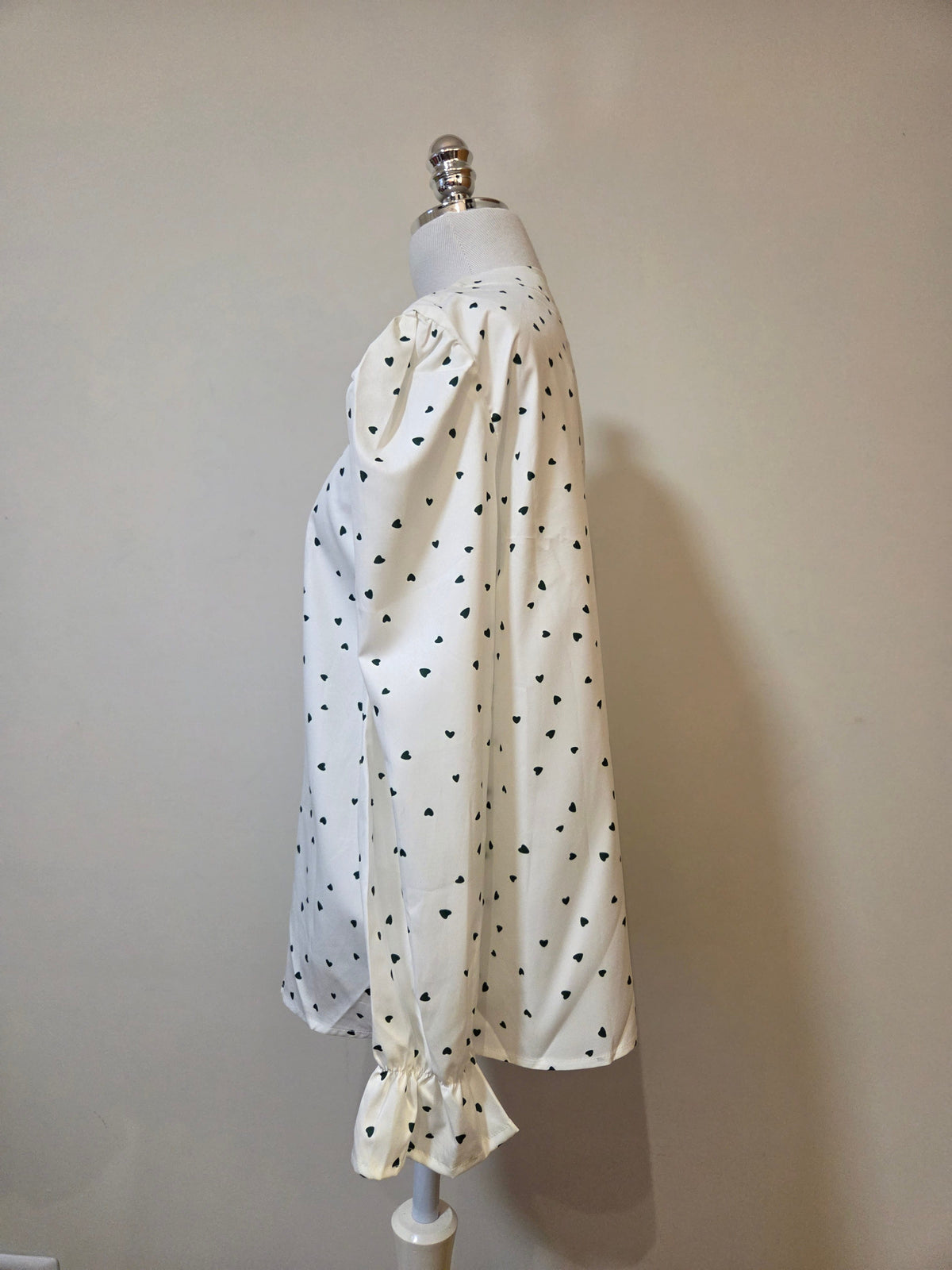 Blusinha Shein Corações Manga Longa
