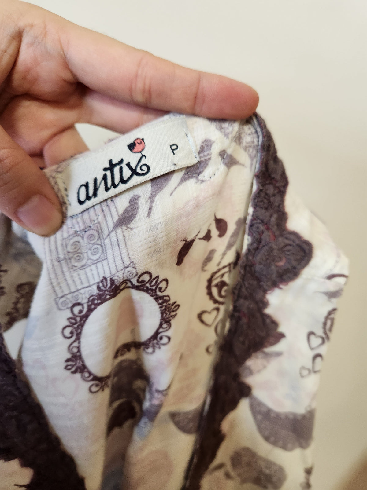 Vestido Antix Curto Estampa Pássaros