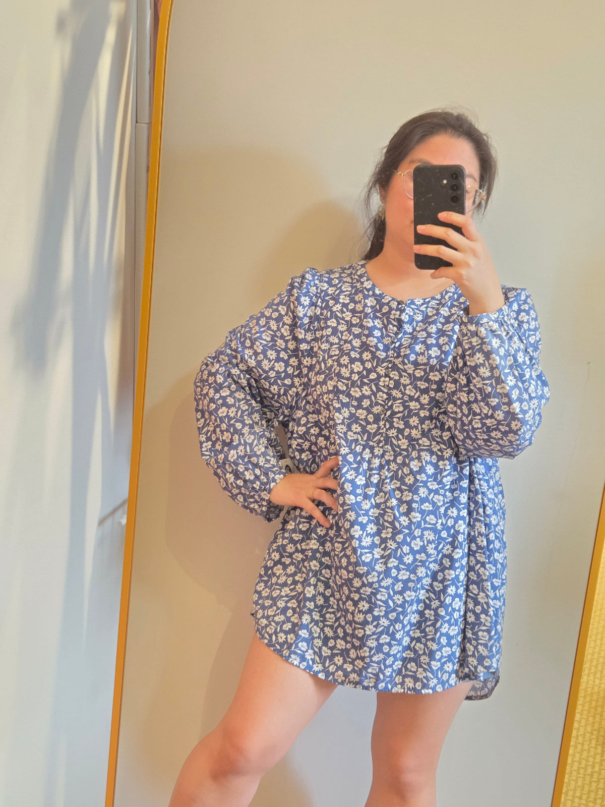Blusa Túnica Floral Old Navy Azul com Botões Frontais