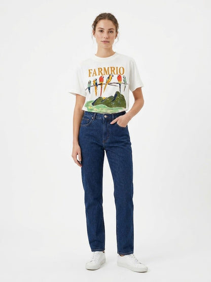Camiseta Farm Araras no Galho Modelo Fit
