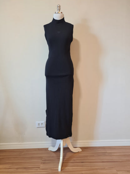 Vestido Calvin Klein Midi Regata Preto