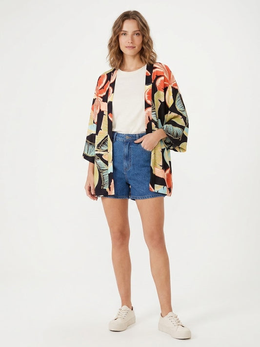 Kimono Farm Folhagens Verde e Vermelho Fundo Preto