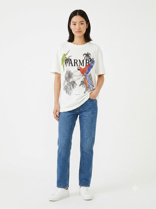 Camiseta Farm Estampa Arara Vermelha e Coqueiros