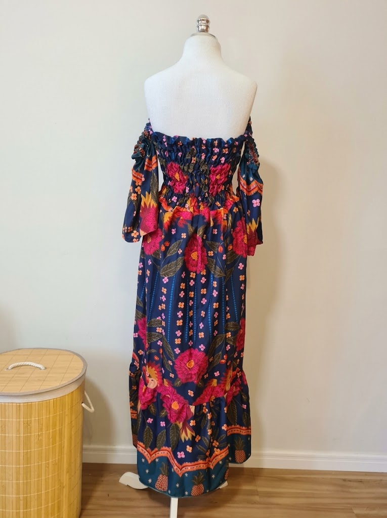 Vestido Chris Modas Ombro a Ombro Azul Marinho Floral