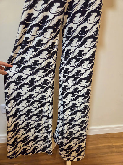 Calça Farm Pantalona Preto e Branco Animais