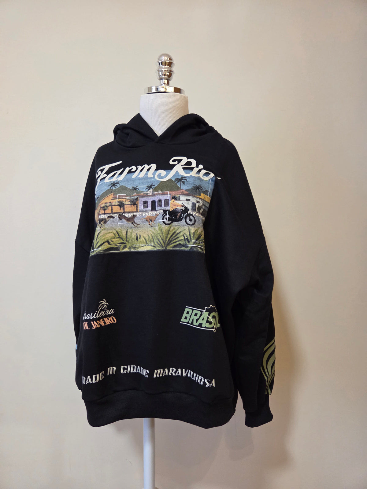Moletom com Capuz Farm Oversized Vira Lata Preto