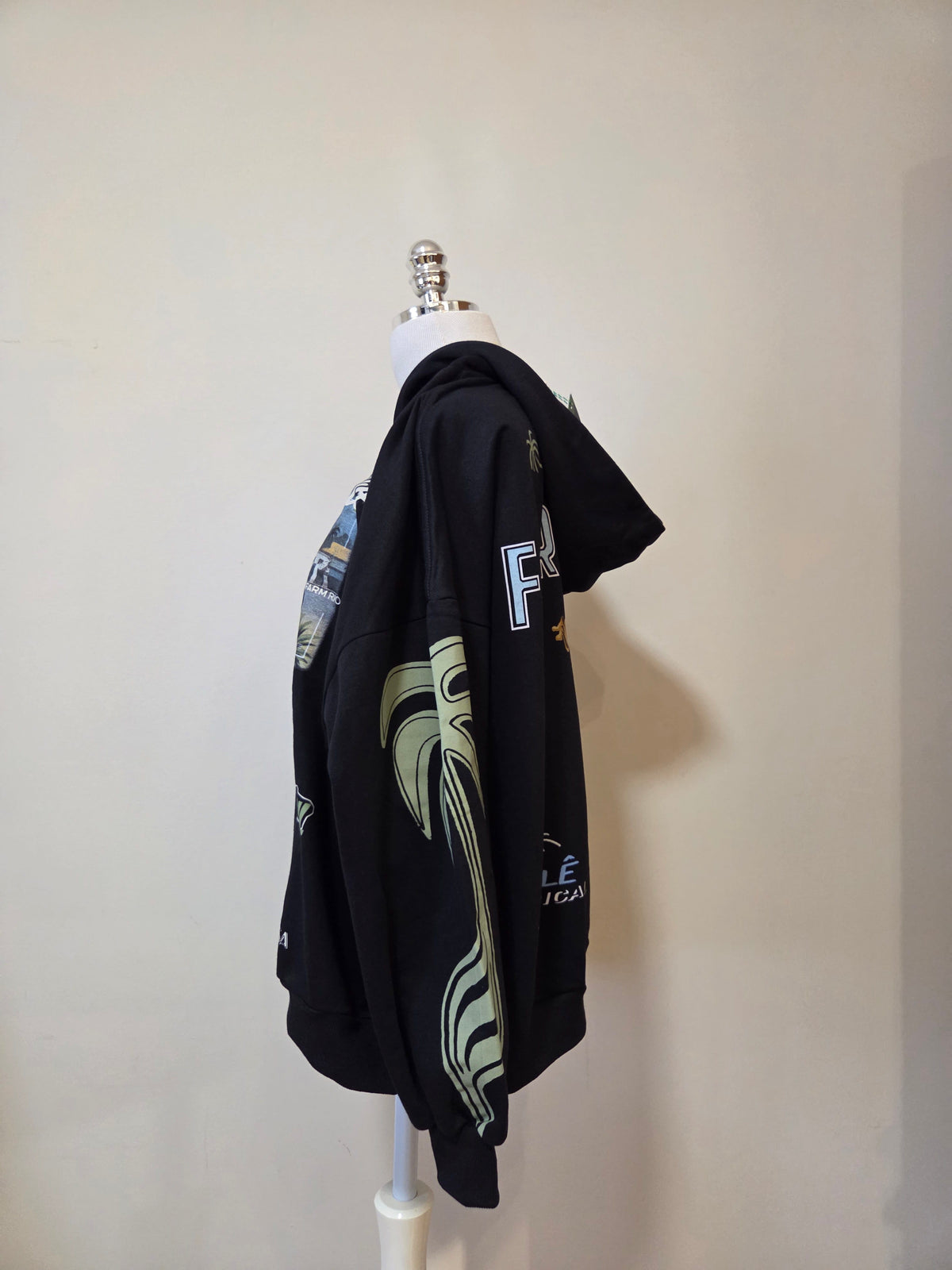 Moletom com Capuz Farm Oversized Vira Lata Preto