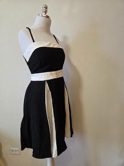 Vestido Midi Bicolor Rosa Boneca Preto e Branco