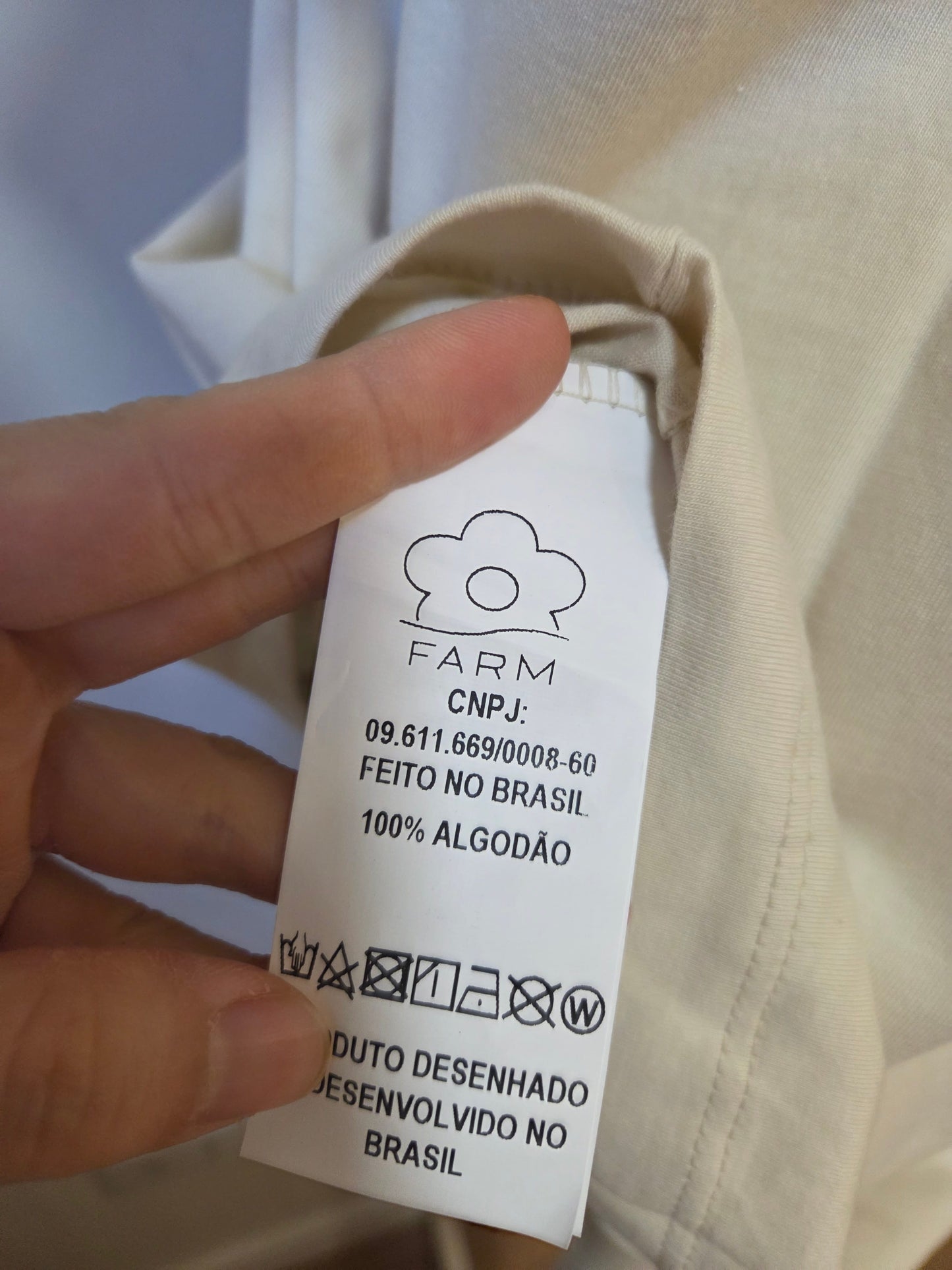 Camiseta Farm Samba  Na Avenida Bege