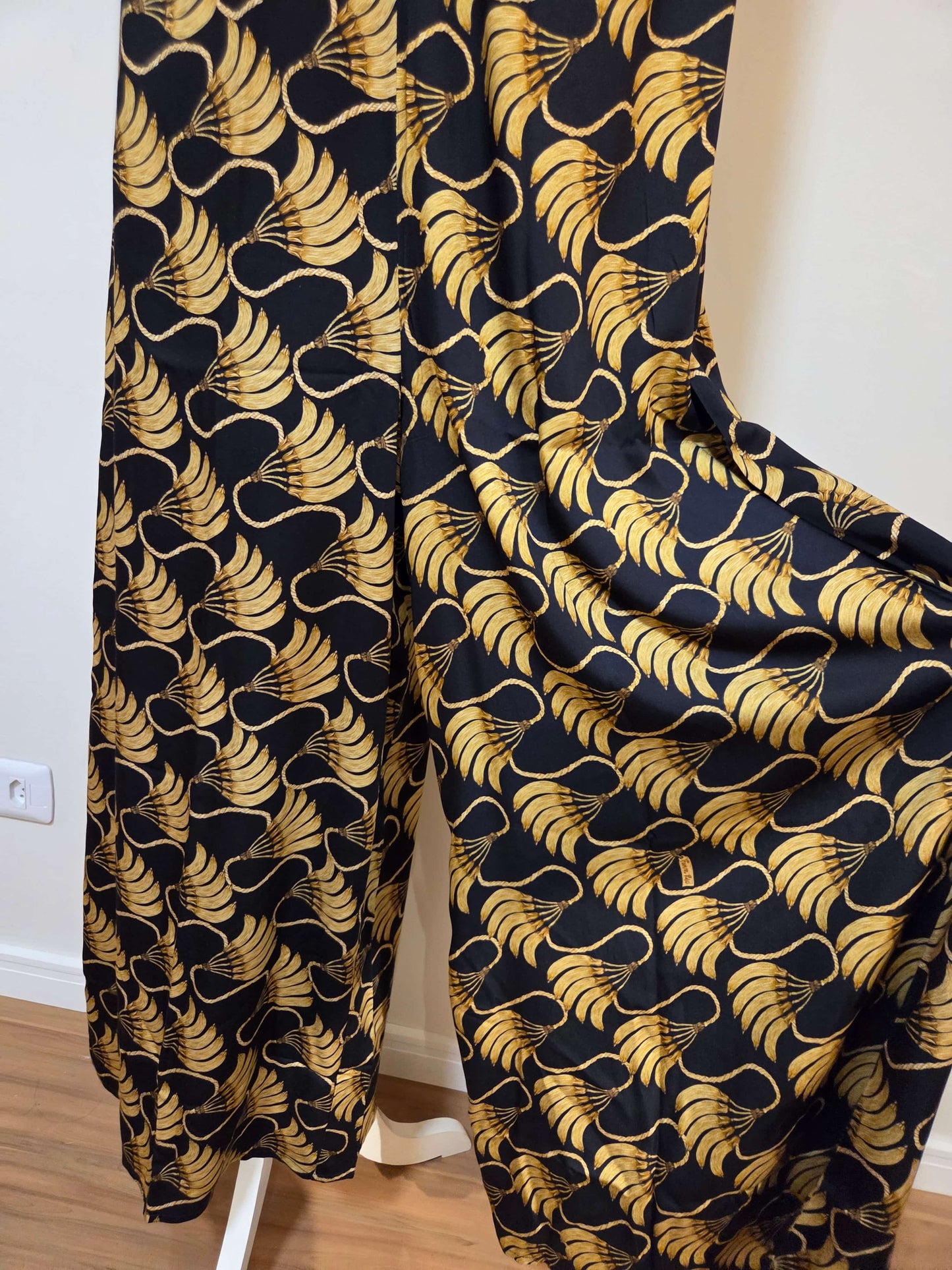 Macacão Farm  Pantalona Banana Tassel Mini