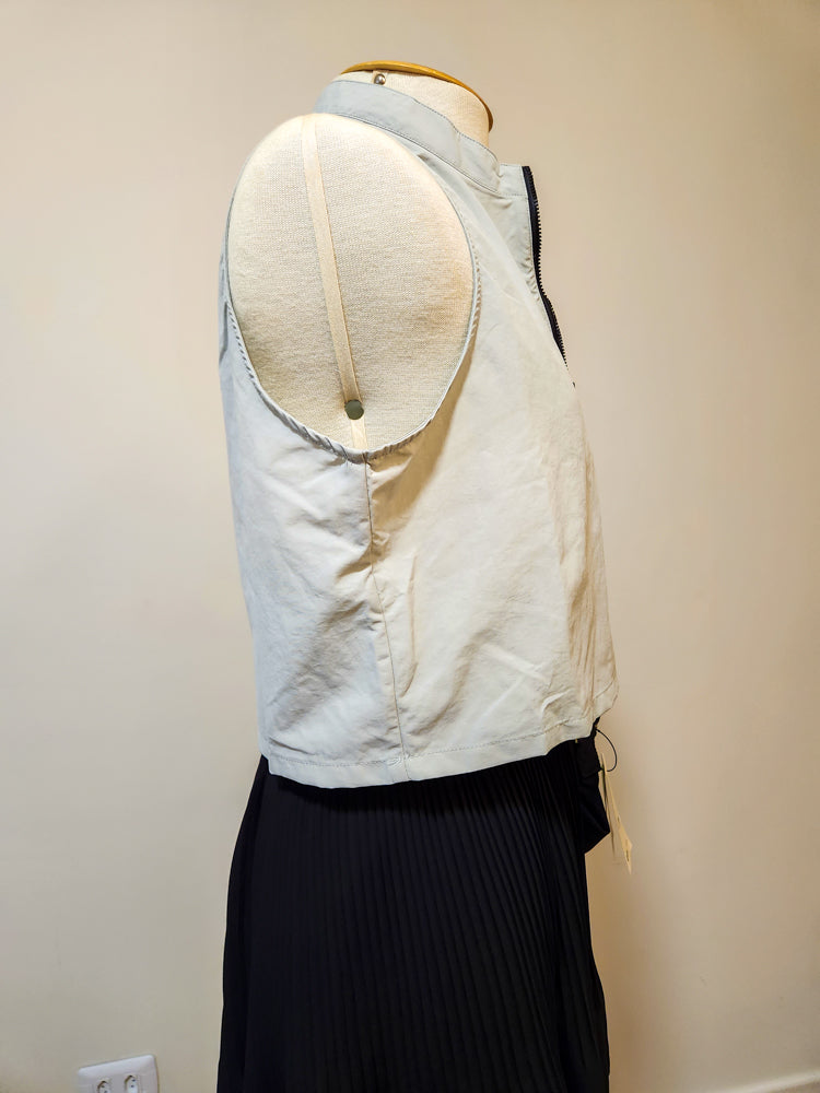 Cropped Zara Cinza com Zíper Frontal