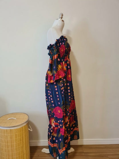 Vestido Chris Modas Ombro a Ombro Azul Marinho Floral