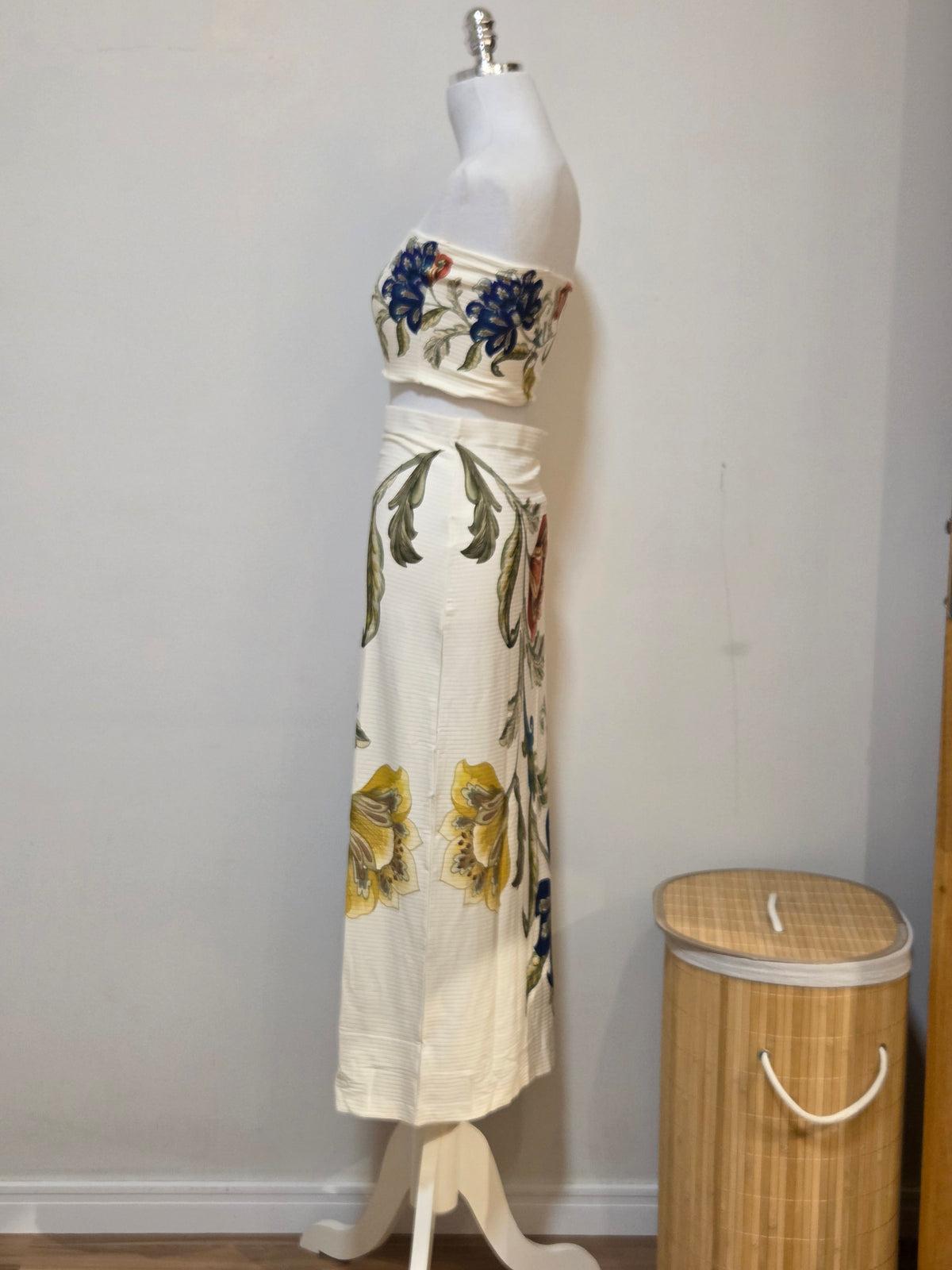 Conjunto Farm Top e Saia Longa Maitê Floral Off-White