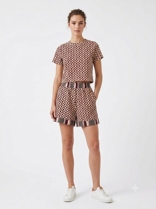 Conjunto Farm Blusinha e Shorts Corações Meio a Meio