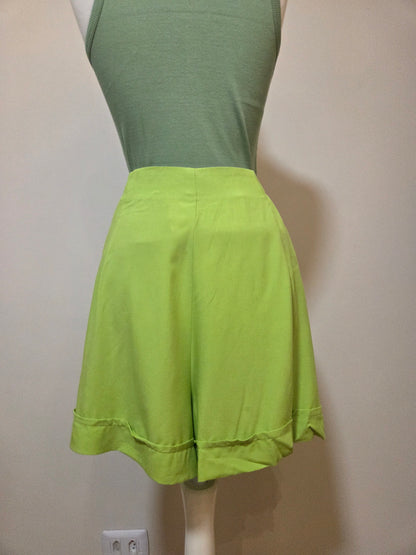 Shorts Bolso Frente Maria Filó Verde Maçã