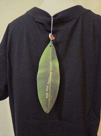 Camiseta Farm Praia e o Luar com Fundo Preto
