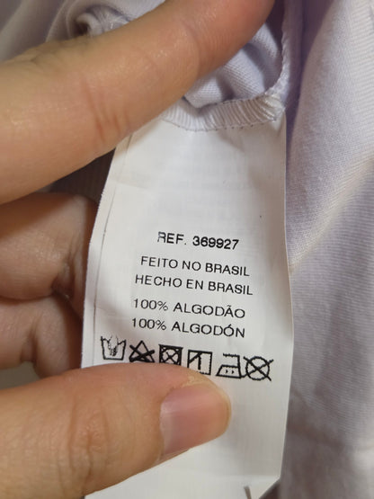 Camiseta Média Farm Chaveiro 24h