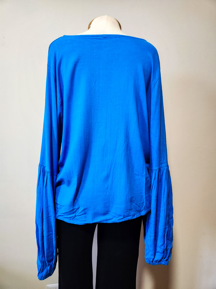 Blusinha Azul Nova Manga Comprida