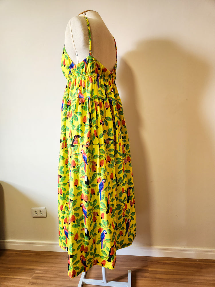 Vestido Farm Midi Cajus e Tucanos Fundo Amarelo