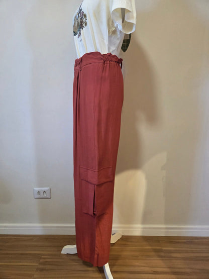 Calça Farm Reta Bolsos Laterais Vermelho Oeste