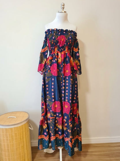 Vestido Chris Modas Ombro a Ombro Azul Marinho Floral