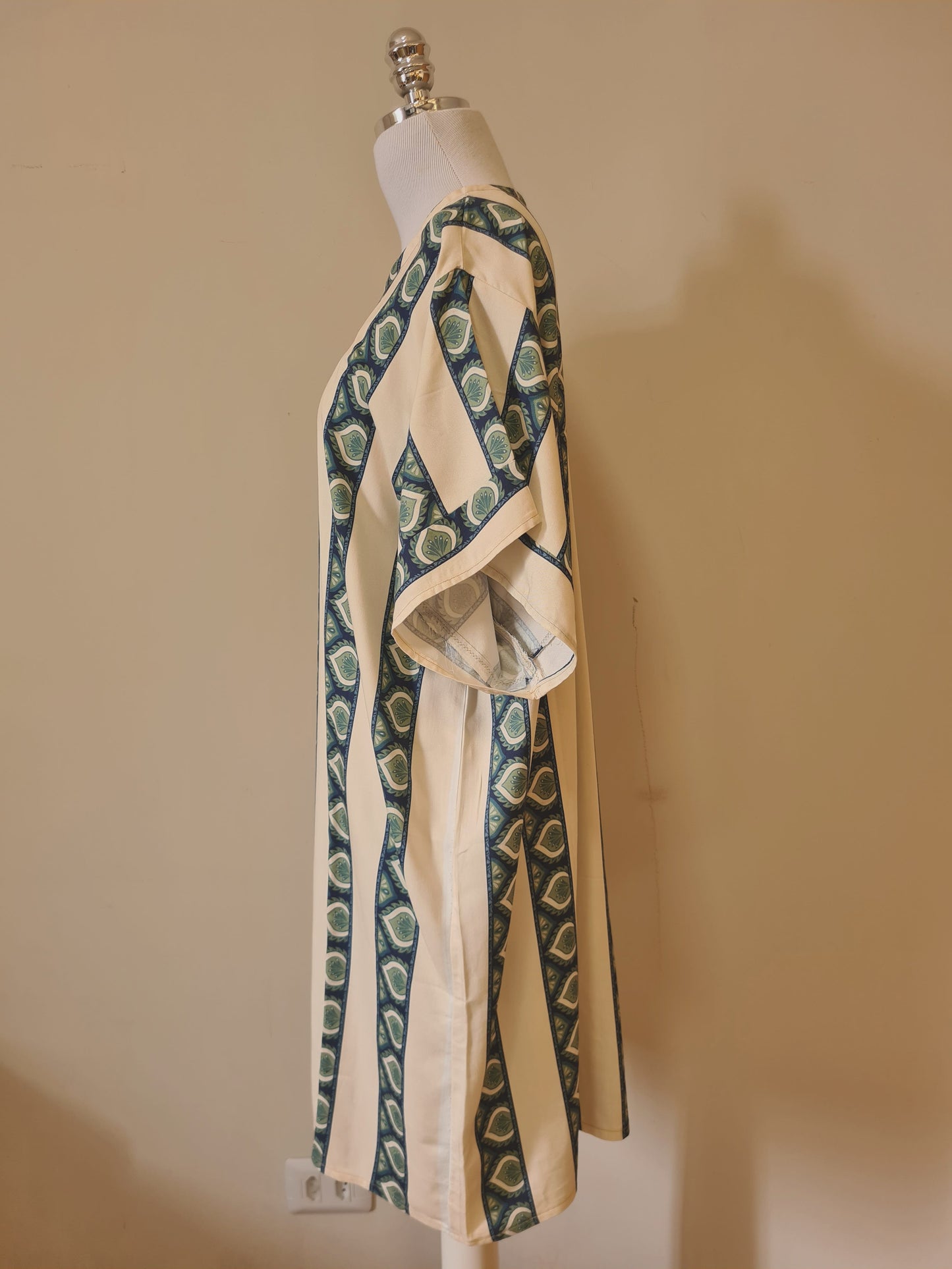 Vestido Upcycling Farm  Estampa Off com Verde